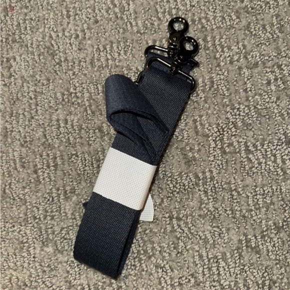 ralph lauren polo Navy duffle bag Brand New gym bag w straps! Crossbody laptop - Picture 5 of 14